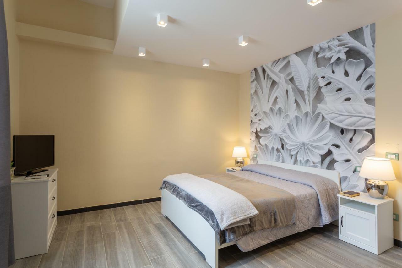 Le Stanze Di Carla! Bagno Privato, Cucina In Comune Florence Ngoại thất bức ảnh