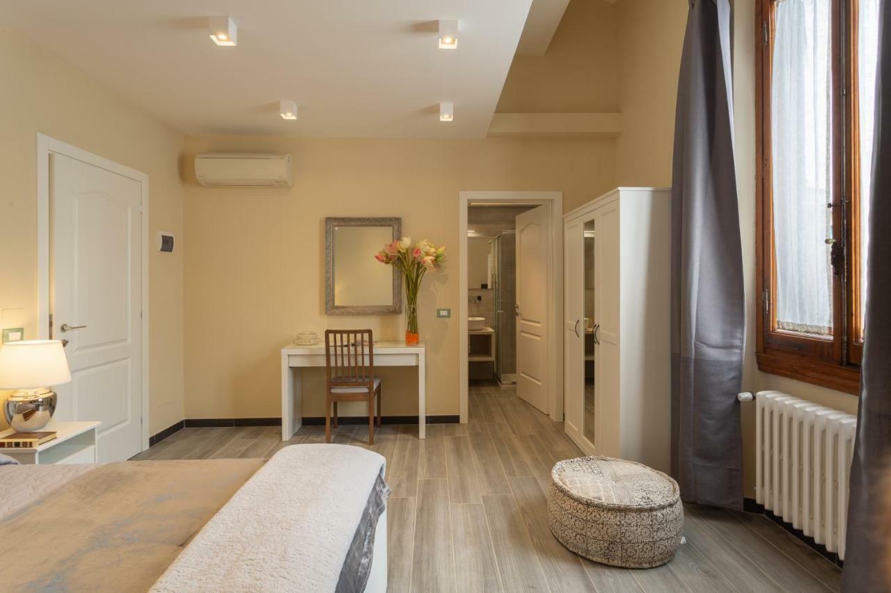 Le Stanze Di Carla! Bagno Privato, Cucina In Comune Florence Ngoại thất bức ảnh